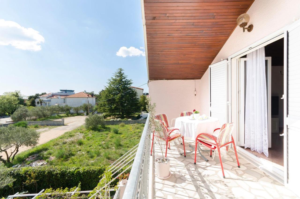 Apartment And Rooms Ema Vodice Exterior foto